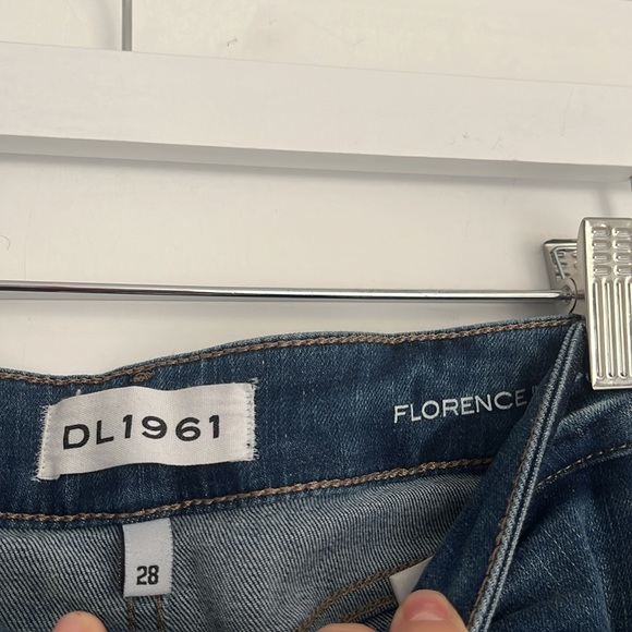 DL1961 jeans - Picture 3 of 3
